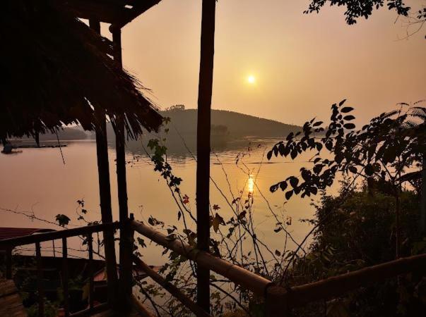 Lavievulinh Ecolodge Vũ Linh Extérieur photo
